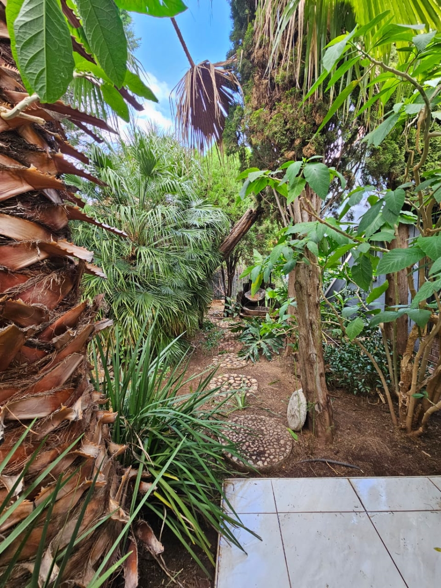 5 Bedroom Property for Sale in Wilkeville North West